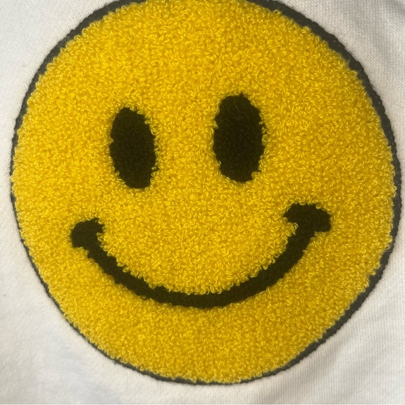 F21 NWT Cropped Smilley  Face Hoodie Size M - Picture 4 of 4